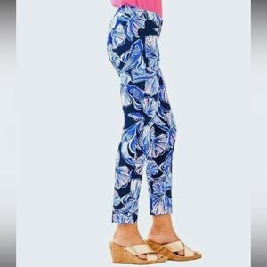Lilly Pulitzer Kelly pants In Reel Life 2
